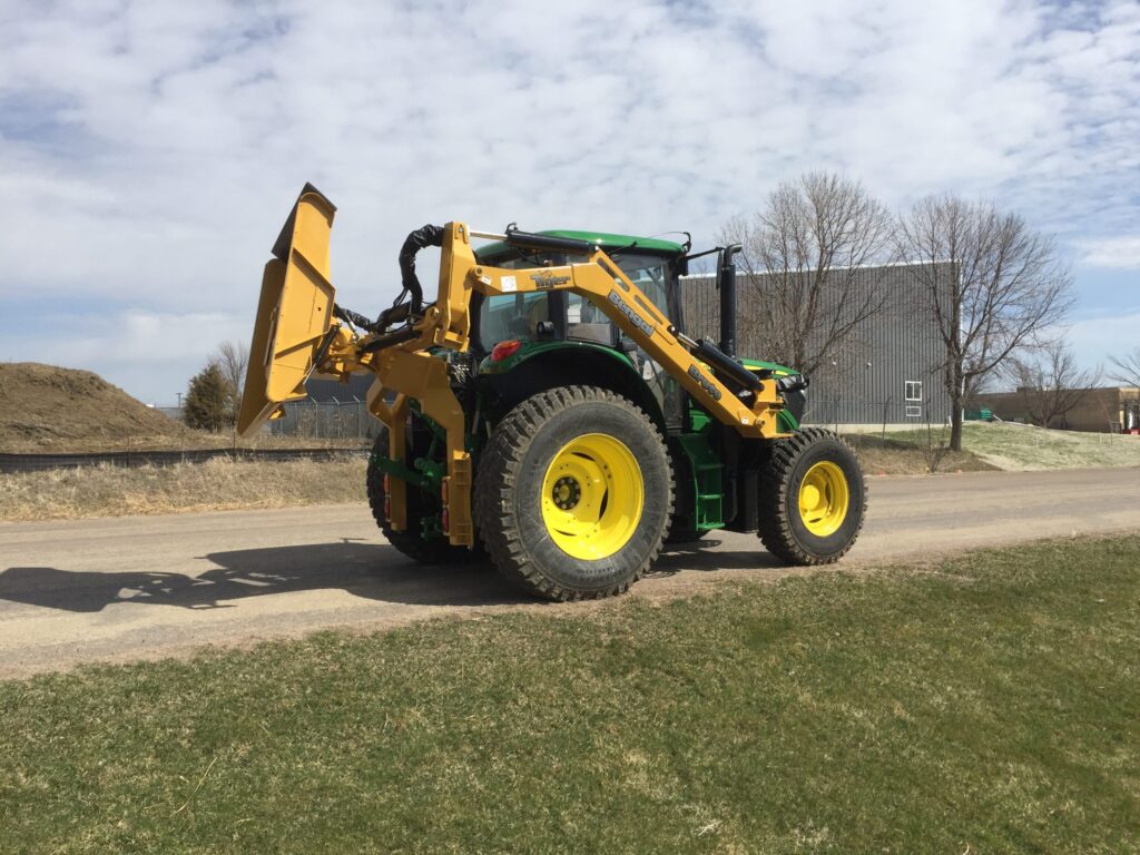 JD 6110M 4WD, Bengal Brute, RT50D,3OS, JSTK (78)