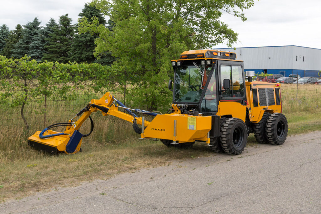 boom-flail-mower-media11