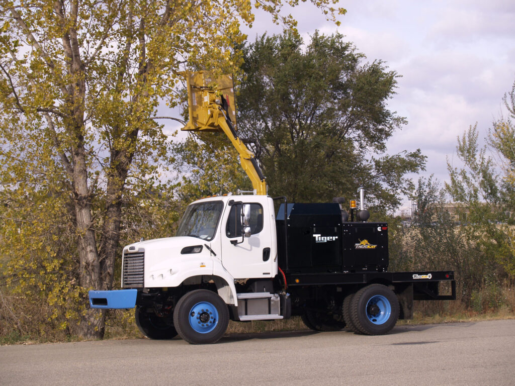 Truckat-M2-Freightliner-8-scaled-1